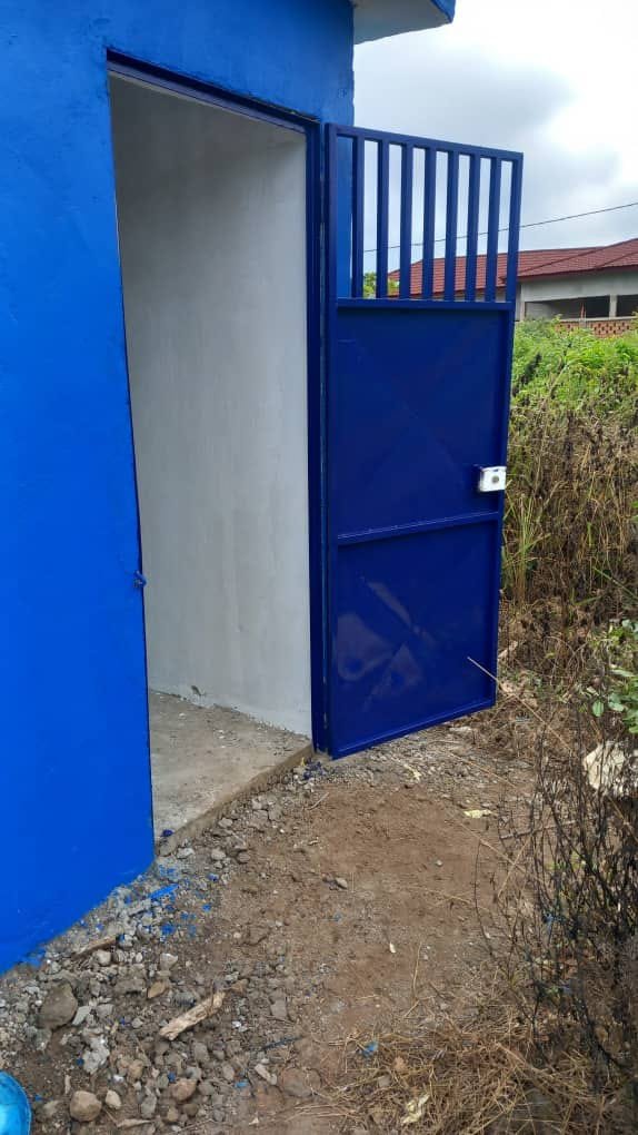 Porte du local compteur électrique CIE